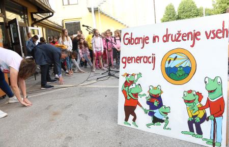 Srečanje generacij v OŠ Cerknica 19 Foto Ljubo Vukelič